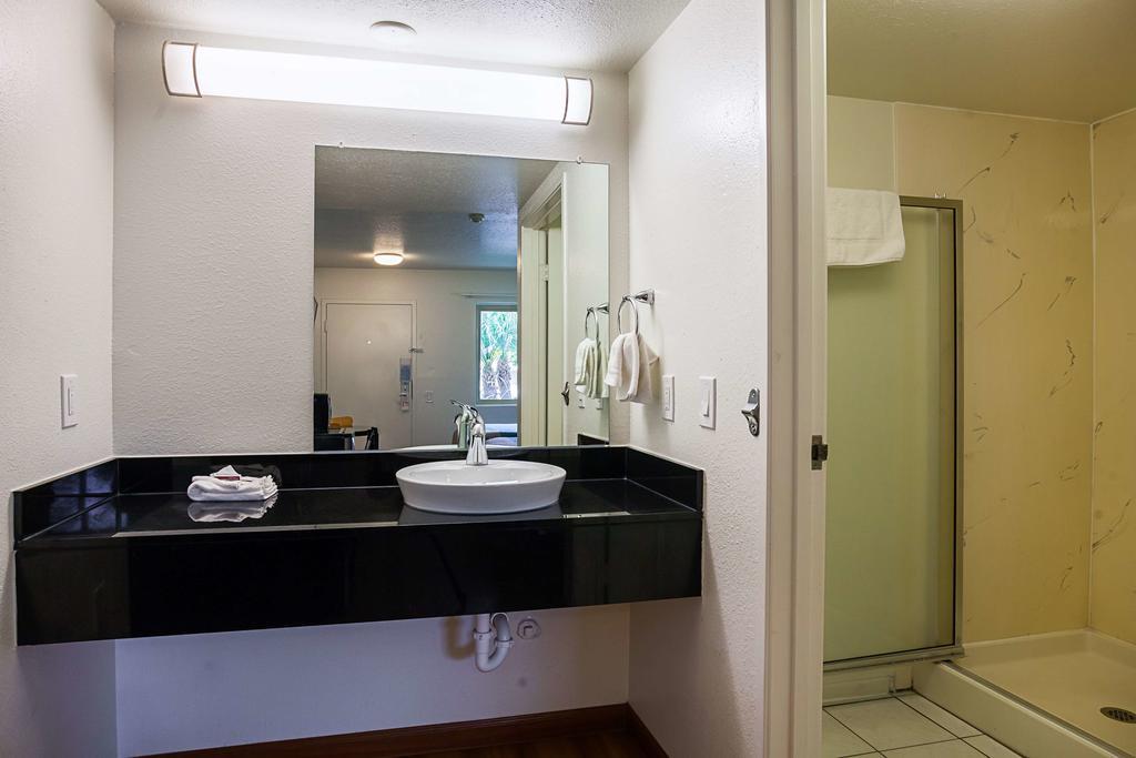 Motel 6-Ventura, Ca - Downtown ภายนอก รูปภาพ