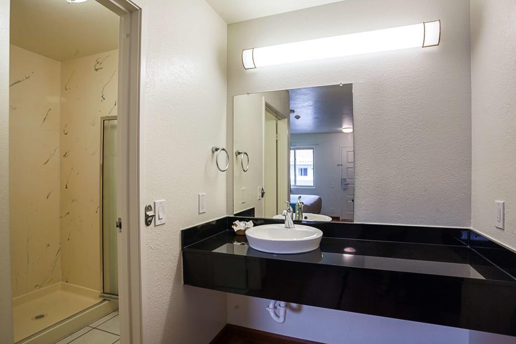 Motel 6-Ventura, Ca - Downtown ภายนอก รูปภาพ