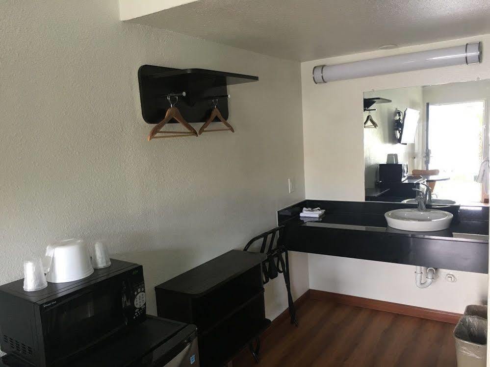 Motel 6-Ventura, Ca - Downtown ภายนอก รูปภาพ